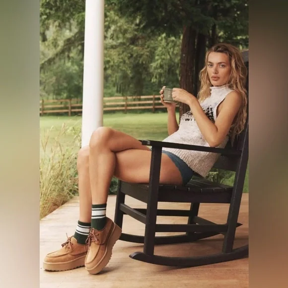 Ugg Cityfunc lace up platform shoes, chestnut, size 11, New in Box - Picture 1 of 15